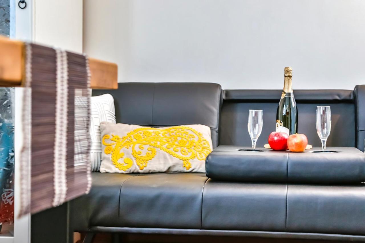 Ghat Apartments Montroig Sitges Exterior foto